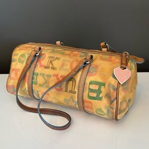 Dooney Bourke Logo Doodle Rainbow Zipper Graffiti Heart Barrel Bag Tote Vtg RARE